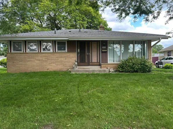 3800 S 94th St, Milwaukee, WI 53228