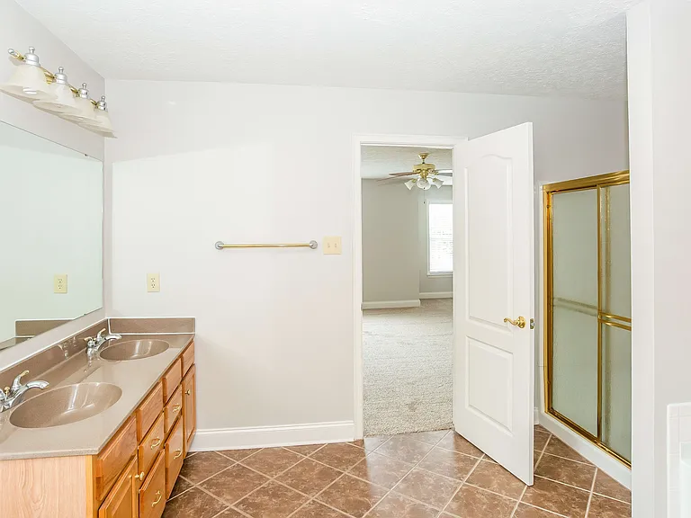 5525 Hammermill Dr — Photo 8