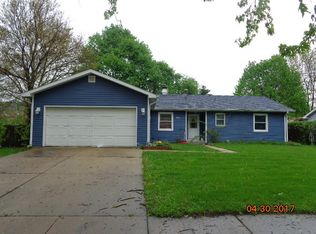 1731 Daisy St, Aurora, IL 60505