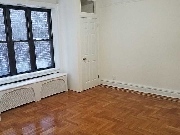 4th image of 14430 35th Ave APT C21