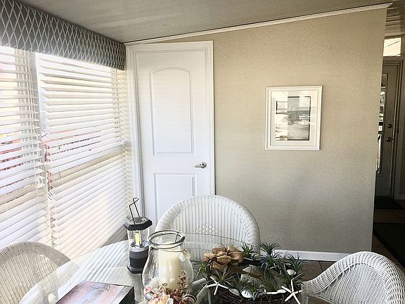 4th image of 11320 Bougainvillea Ln