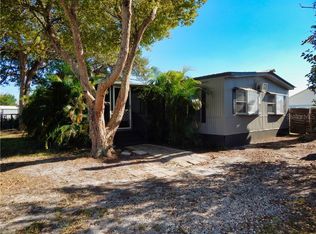 8230 Charlin Pkwy, Orlando, FL 32822