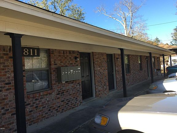 2nd image of 811 Canal St