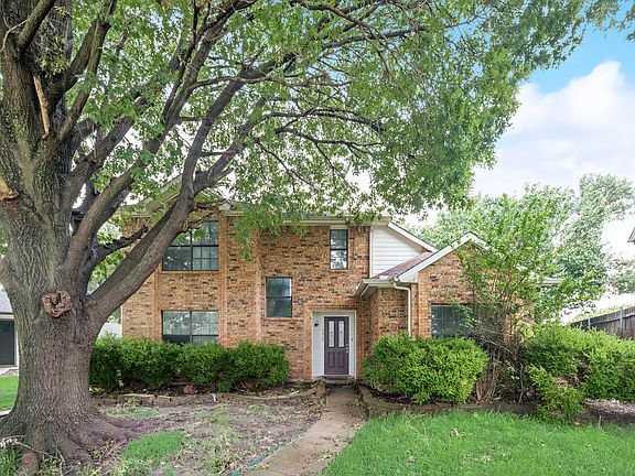 3rd image of 4404 Junction Dr