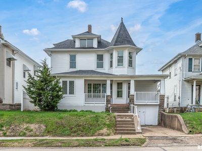 720 16th Ave, Moline, IL, 61265
