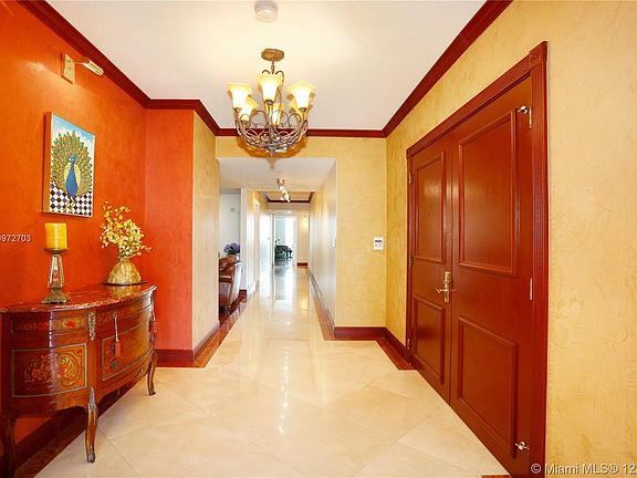 5th image of 3201 NE 183rd St APT 2108