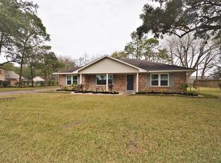 3515 Linwood St, Pearland, TX 77581