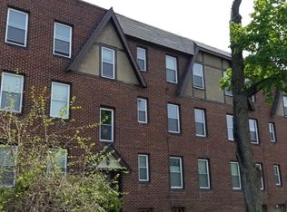 38 Beacon St APT B1, Hartford, CT 06105