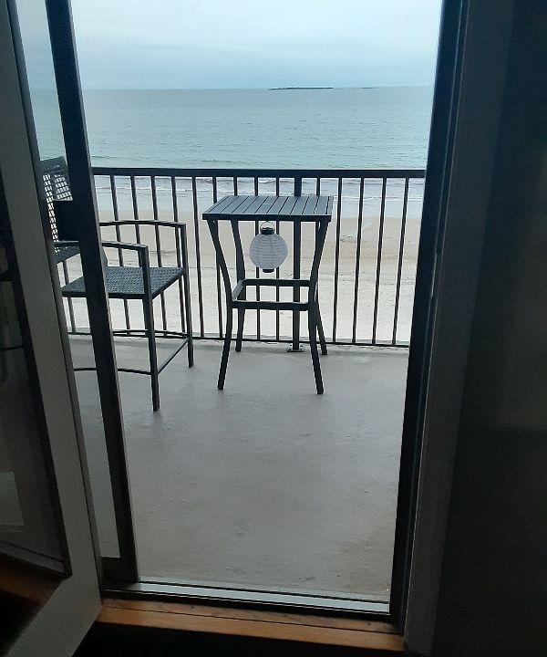 1st image of 191 E Grand Ave APT 605