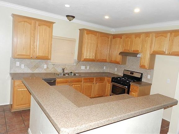 5th image of 8811 Sendera Mesa Dr