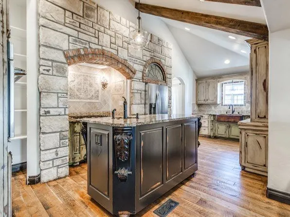 2137 NW 27th St, Oklahoma City, OK 73107