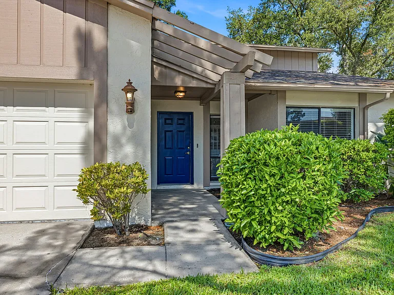 15710 Pinto Pl — Photo 9