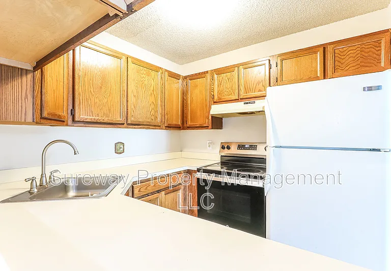 4607 Aberdeen Dr — Photo 7