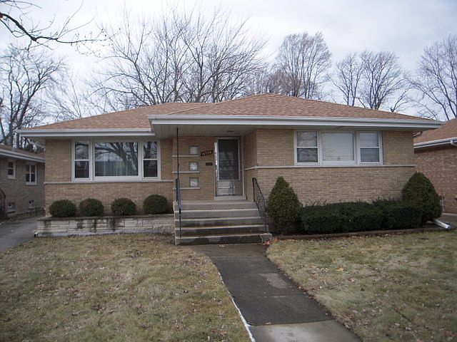 2nd image of 16558 Dobson Ave