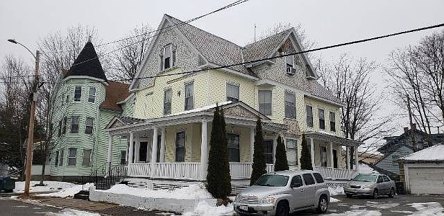 2nd image of 5 Gardner Pl