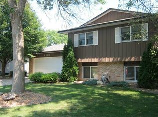 1121 Hillside St, Hastings, MN 55033