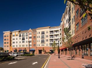 175 W Main St #409, Somerville, NJ 08876