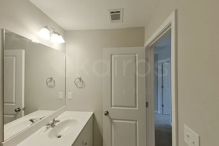 7259 Foggy River Dr — Photo 10