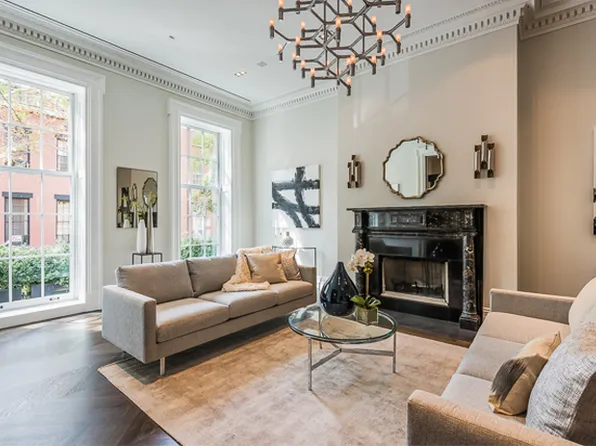 27 East 11th Street image 1 of 8