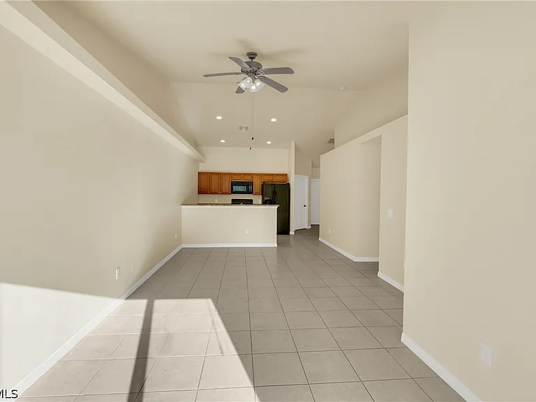 4623 SW 7th Pl — Photo 7