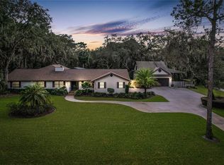 4304 Emmaus Rd, Fruitland Park, FL 34731