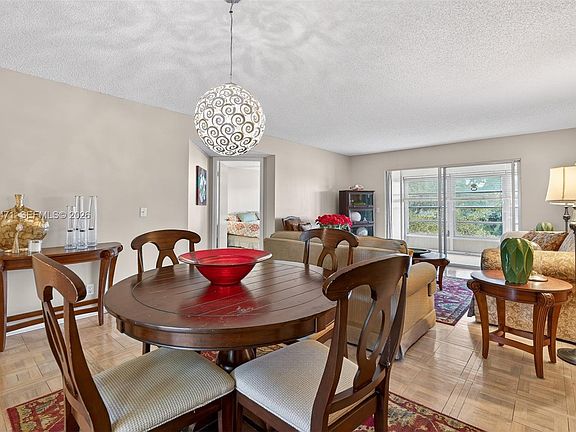 4th image of 900 SW 125th Way APT 409R