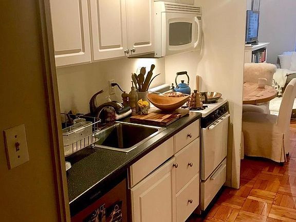 5th image of 60 W 13th St APT 2E
