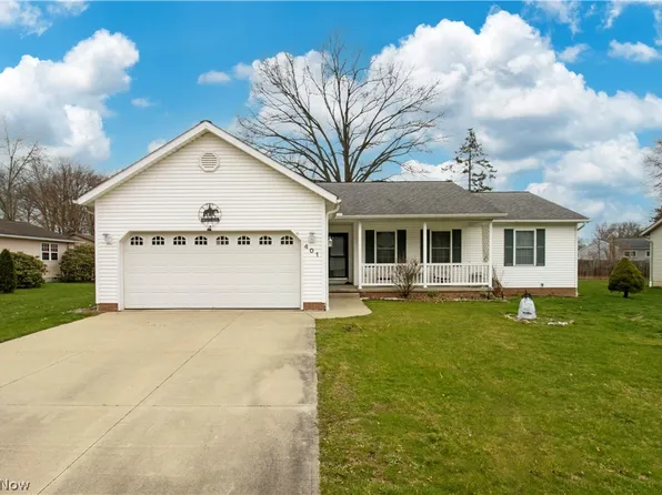 401 Robin St, Apple Creek, OH 44606