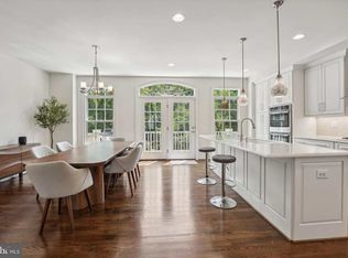10669 Yorktown Ct, Fairfax, VA 22030