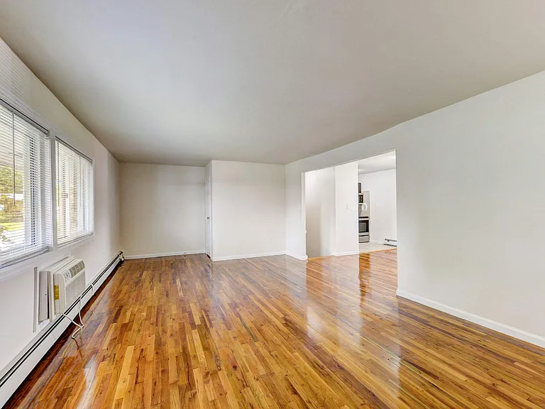 Rydal Apartments — Photo 9