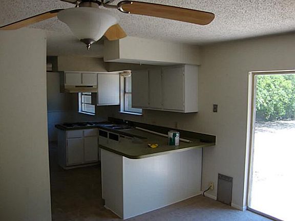 4th image of 4901 Borden Dr