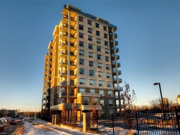 223 Erb St W #405, Waterloo, ON N2L 0B3