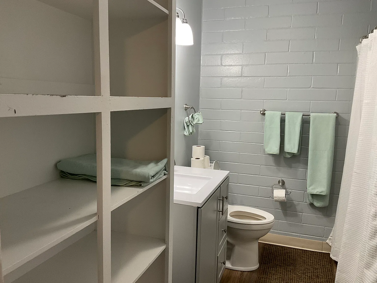 Brownsburg - Furnished - Utilities Paid - Single Bedroom - $1225 — Photo 3