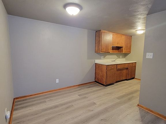 4th image of 4415 Columbus Ave APT 12