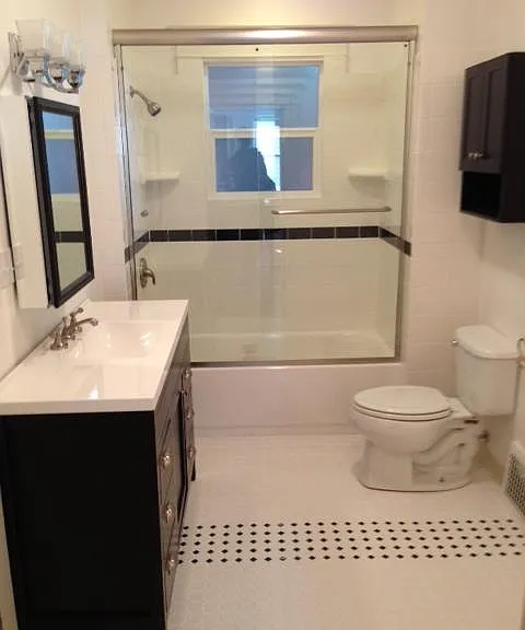 4318 N Vancouver Ave — Photo 5