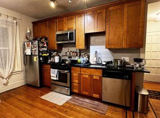 4406 Locust St FLOOR 3, Philadelphia, PA 19104