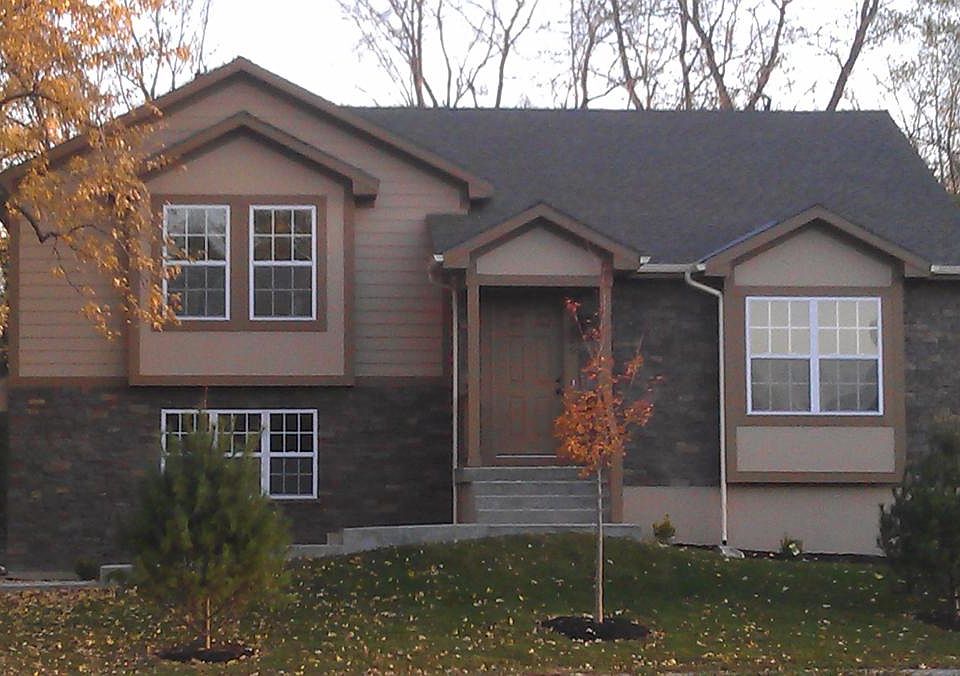 1st image of 8420 Goodman Dr