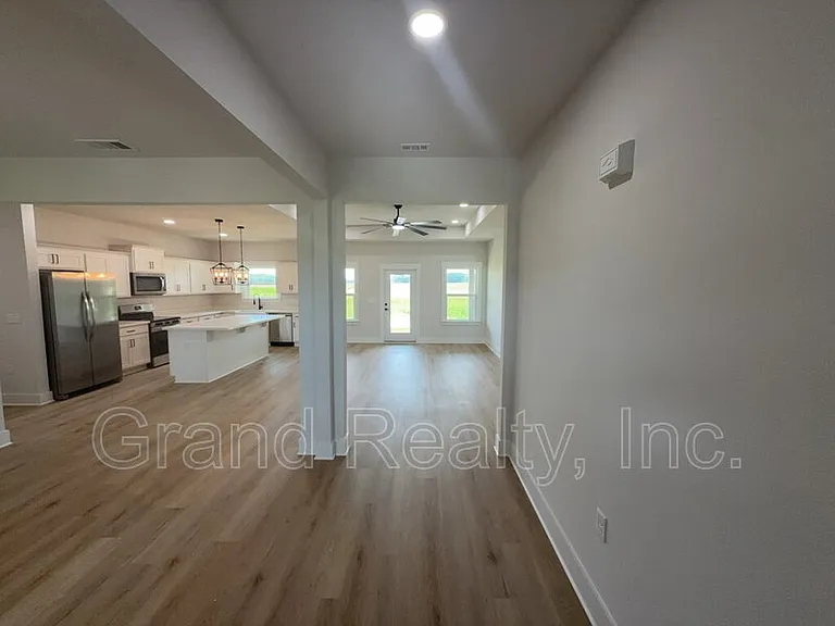 9351 Salter Rd — Photo 2