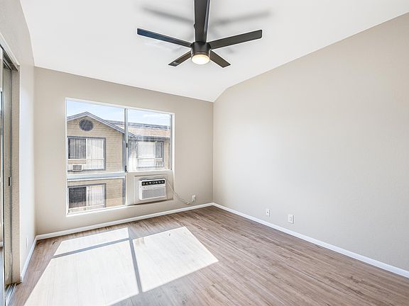 4th image of 91-284 Hanapouli Cir