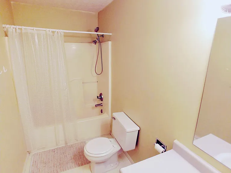 428 W Northlane Dr — Photo 5