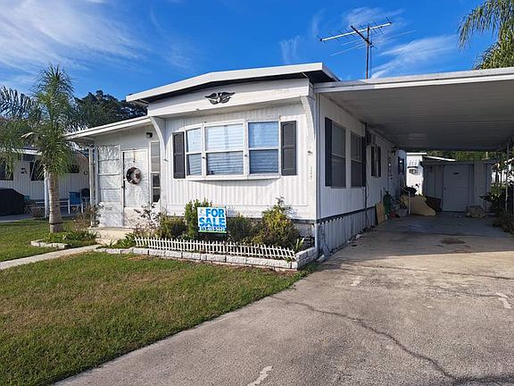 2nd image of 39647 Calamanda Ave