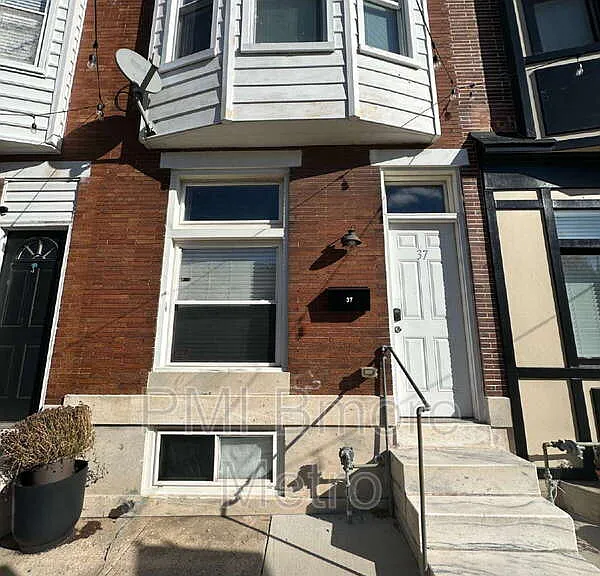 37 S Ellwood Ave — Photo 18