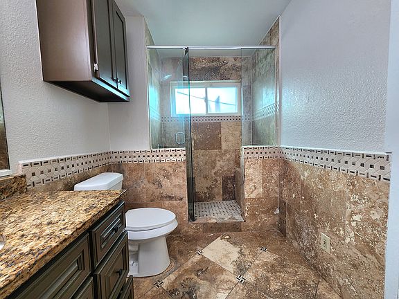 4th image of 2401 Salmon St
