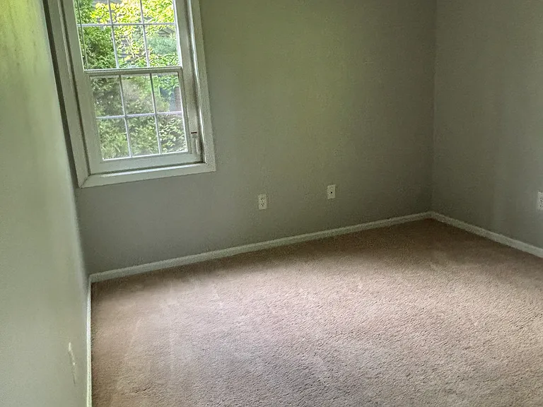 243 Twin Oaks Ter — Photo 30