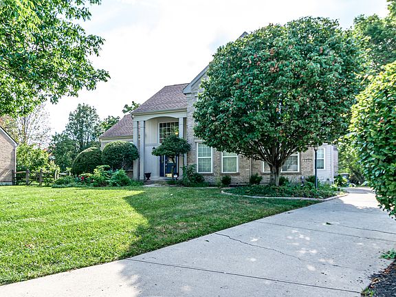 3rd image of 6551 Farmbrook Ct