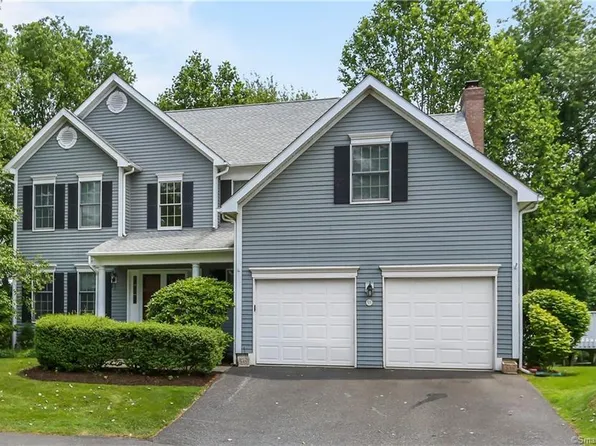 55 Palmer Bridge #55, Fairfield, CT 06824