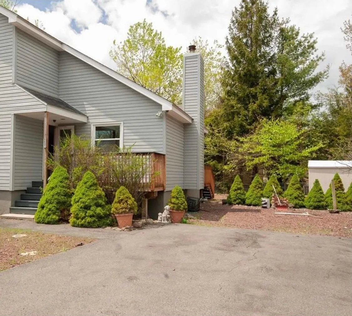 Fawn Ln, Tobyhanna — Photo 2