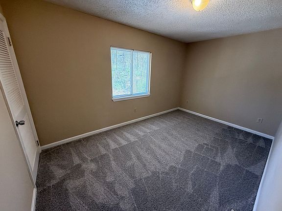 2nd image of 114 Nelson St SE #4114