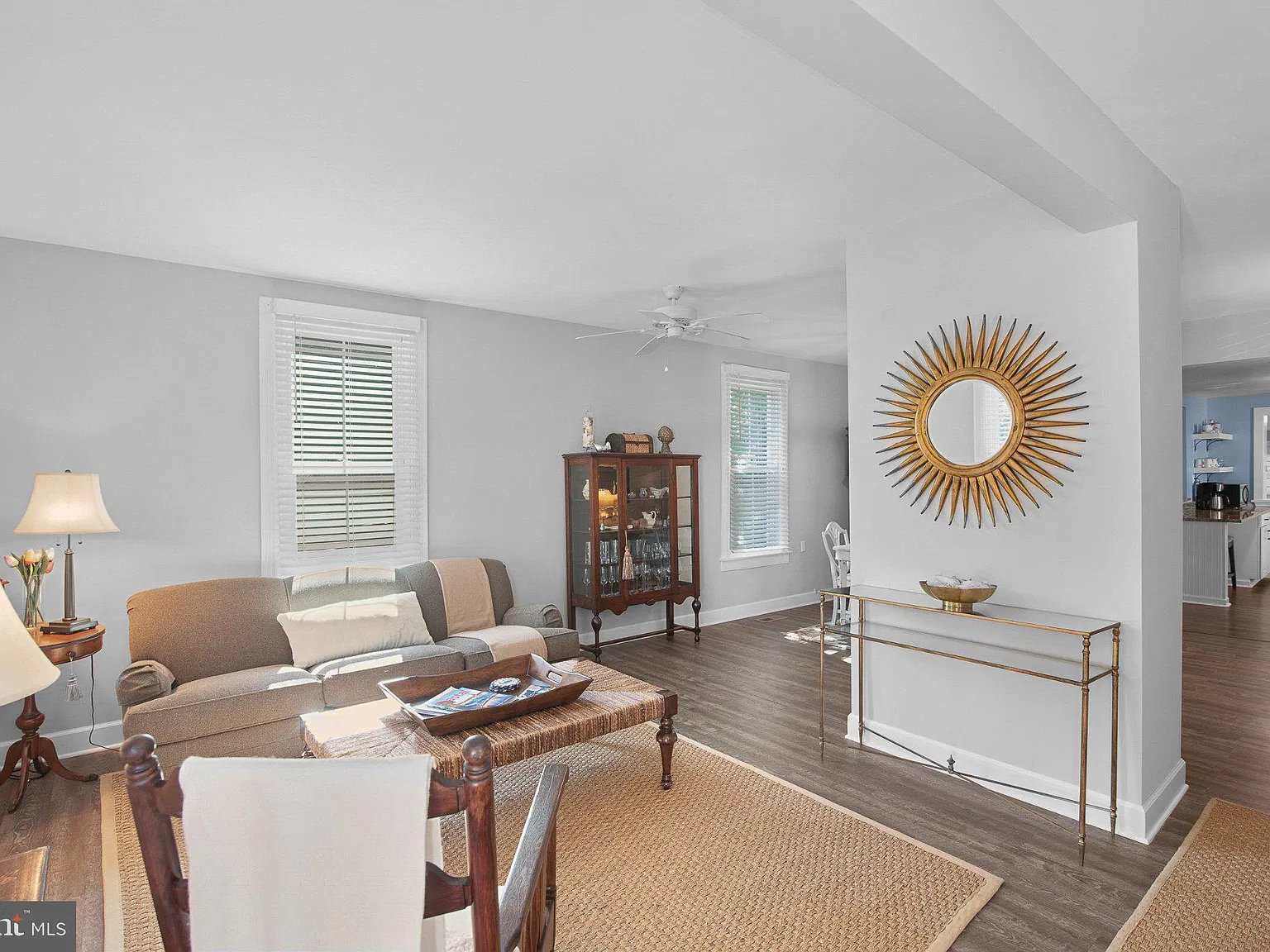3 bed, 2.0 bath, 1740 sqft, $2,500 — Photo 4