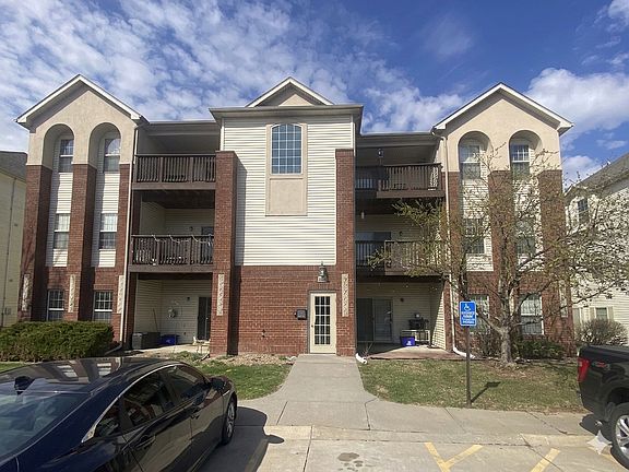 2nd image of 835 Blue Sky Dr APT 101